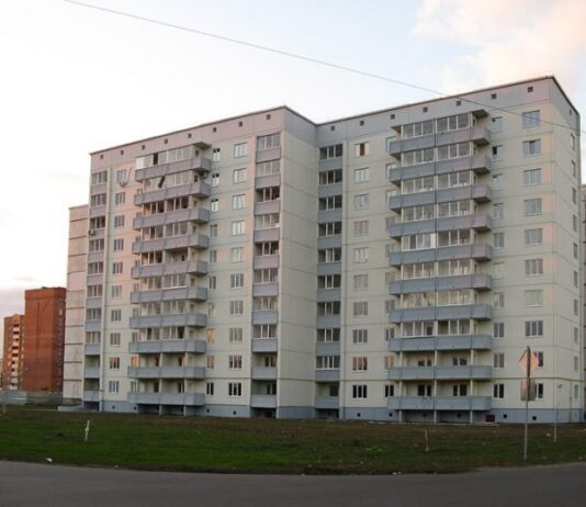 Солнечная станция на жилом доме в Одесской области