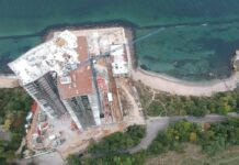 Город засыпает, просыпаются уничтожители склонов. Ночью в Одессе было уничтожено несколько сотен деревьев
