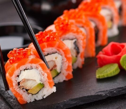 Где лучше всего заказать доставку роллов и суши в Одессе? – ресторан Pomodoro
