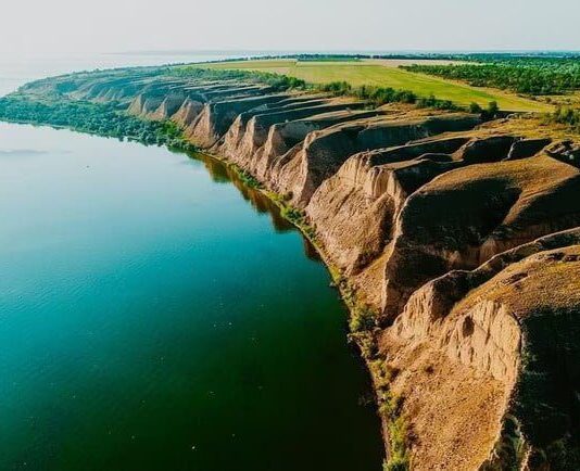 А Вы там были? О малоизвестных местах в Одесской области: от подводного музея до старинной мельницы