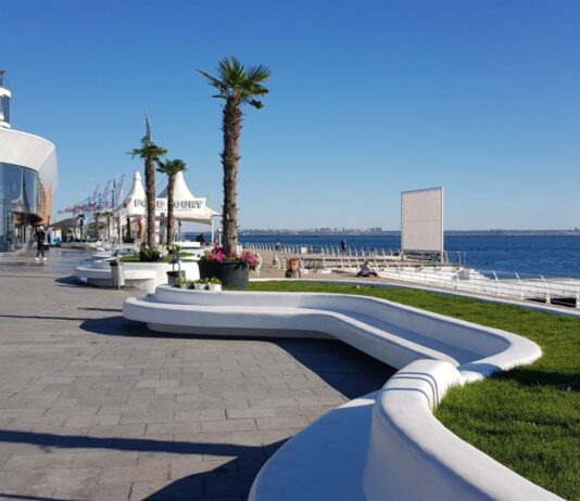 Отдых у воды в Одессе